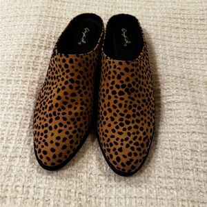 Leopard Print Slip-On Mules